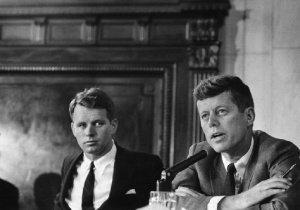 Robert F. Kennedy y John F. Kennedy 