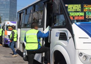 Concientiza SMT a concesionarios para brindar servicio dentro de la legalidad