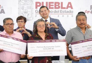 Entrega Armenta más de 11 mdp a fondo perdido para unidades nuevas de transporte público