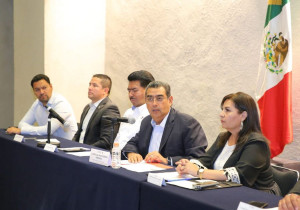 En Puebla los problemas se resuelven con diálogo, afirma Sergio Salomón