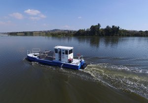 Barco para limpiar Valsequillo