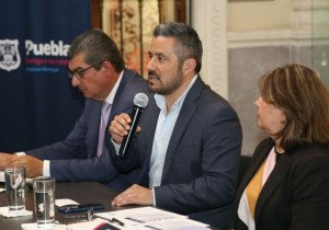 Alcalde de Puebla entrega Parque de La Vía