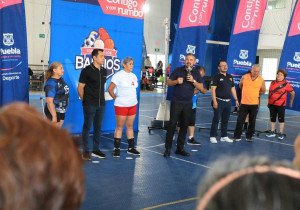 Celebra Ayuntamiento de Puebla Torneo de Barrios de Cachibol