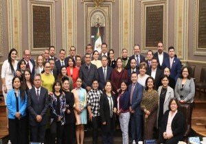 Ante el Pleno del Congreso, comparece Fiscal General Gilberto Higuera Bernal