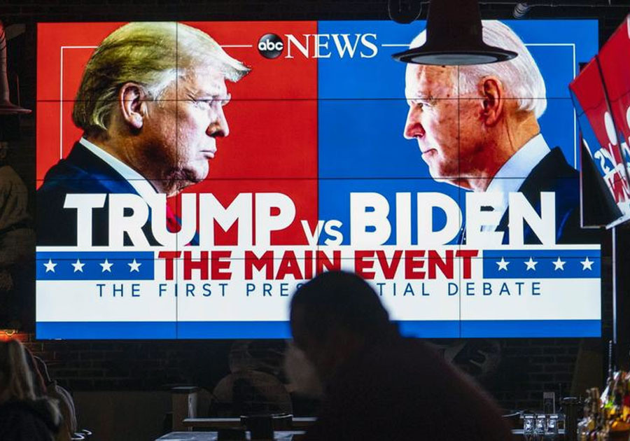 Trump y Biden se enfrentan en foros, tipo debate