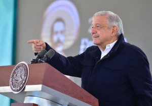 AMLO tiene lista terna para elegir a relevo en la SCJN