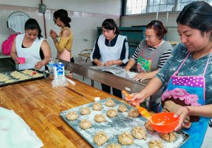 Capacita ICATEP a trabajadores en temporada de Día de Muertos