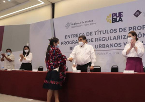 Entregará Gobierno de Puebla hasta 100 mil títulos de propiedad: MBH
