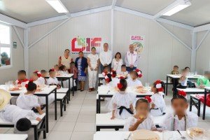 Visita Pepe Chedraui desayunador escolar en el Jardín de Niños "La Flor"