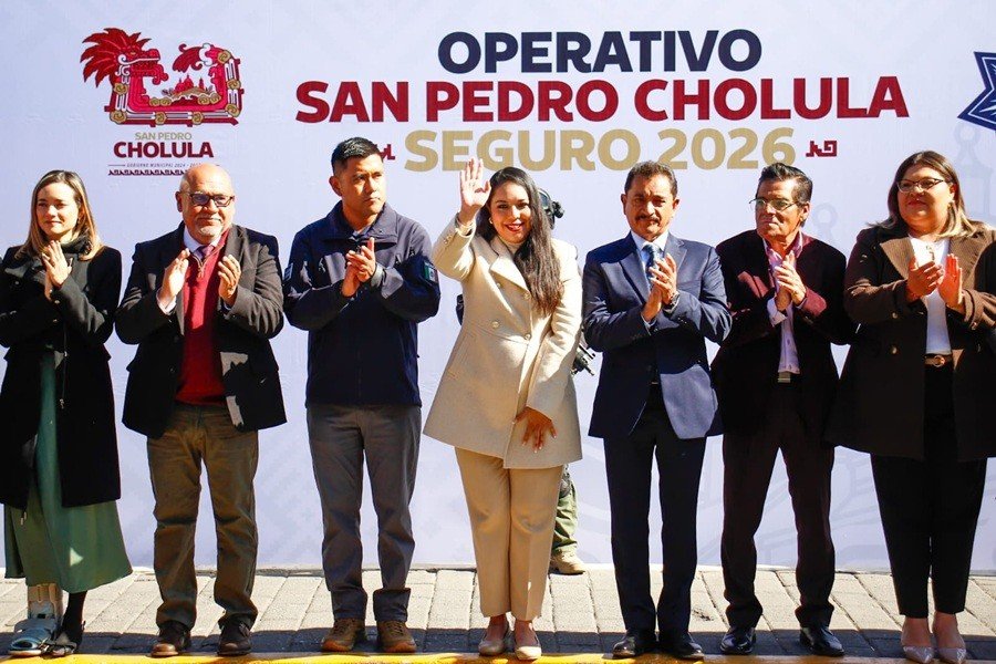 Conmemora Tonantzin Fernández el Día de la Bandera y encabeza el arranque del Operativo “San Pedro Cholula Seguro 2026”