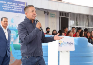 Beneficia Mundo Tlatehui a tres escuelas del municipio con cisternas de captación de agua de lluvia