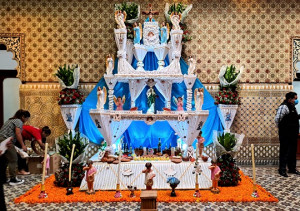 Artesanos de Huaquechula viajarán a España para llevar la tradición de los Altares Monumentales, Patrimonio Cultural del Estado desde 1997
