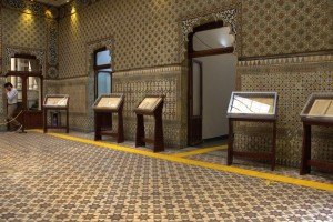 Exhiben documentos históricos del Poder Legislativo poblano en la antigua sede del Congreso
