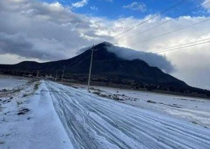 Impresionante granizada cubre Tepeyahualco y Oriental en Puebla