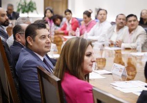 Trabajo con sentido social y humano para el desarrollo municipal en Puebla: Armenta