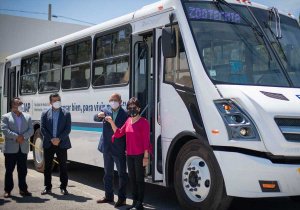 Inaugura BUAP autobús a la Facultad de Medicina Veterinaria y Zootecnia