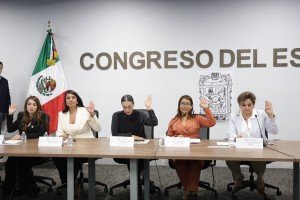 Avala Comisión del Congreso reformas para ampliar la participación de madres y padres de familia en la educación