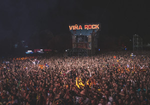 Alistan una orgía multitudinaria en el marco del festival Viña Rock en España