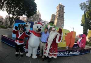 Presentan actividades culturales por época navideña en Puebla capital