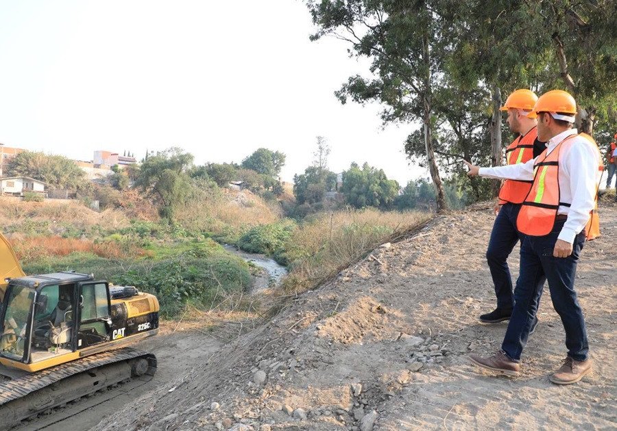 Inicia limpieza y mantenimiento de barrancas y vasos reguladores en Puebla capital