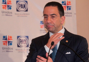 Buscará Javier Lozano Alarcón candidatura panista a la gubernatura