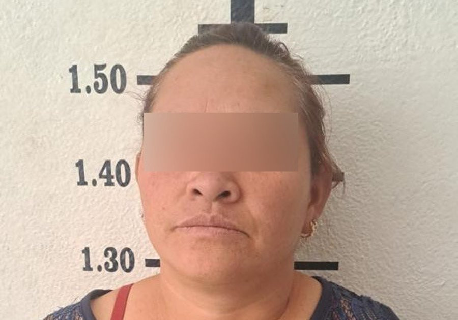 Capturan a mujer por asalto en venta de automóvil en Moyotzingo