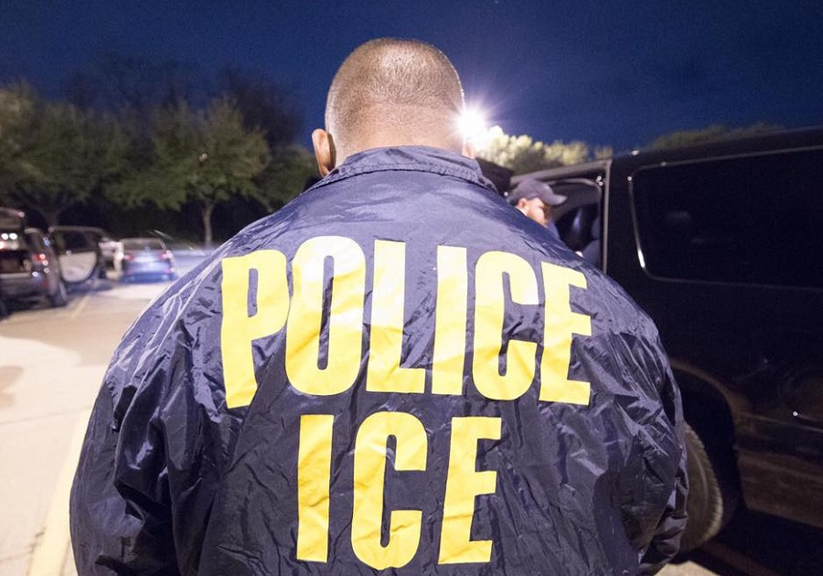 Police ICE Servicio de Control de Inmigración y Aduanas