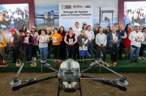 Reactiva Gobierno estatal 200 mil hectáreas de campo con maquinaria y apoyos directos