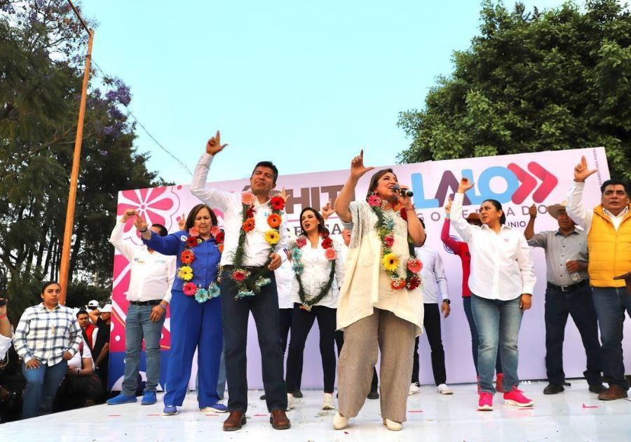 Rivera marcha en Texmelucan por una Puebla sin miedo